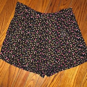 UO floral high waisted shorts